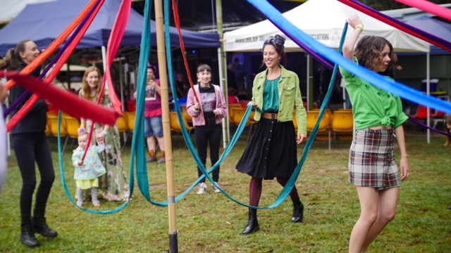 EMN_maypole 2-25.jpg